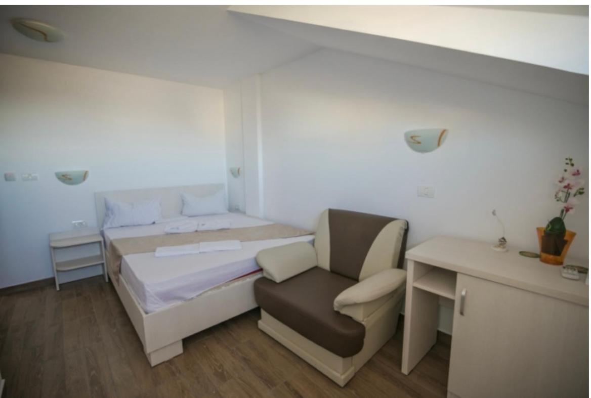 Hotel Complex Turistic Perla Venusului Exteriér fotografie